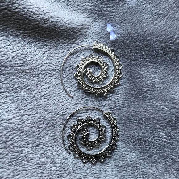 Jewelry - Silver Gypsy Boho Mandala Spiral Earrings